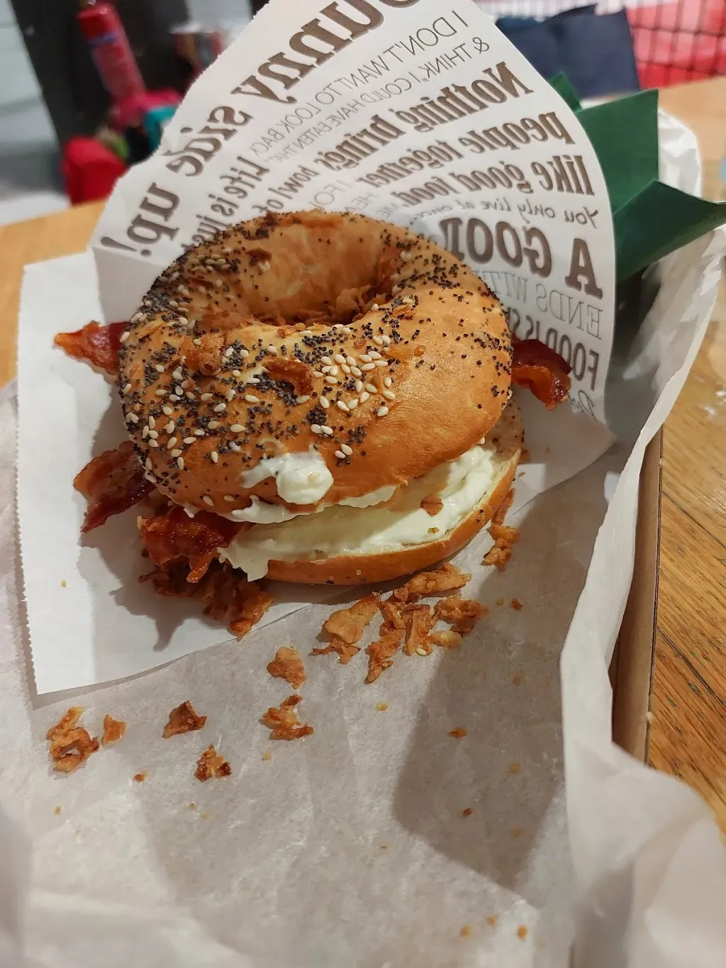 Wömbat Bagel - Gravity