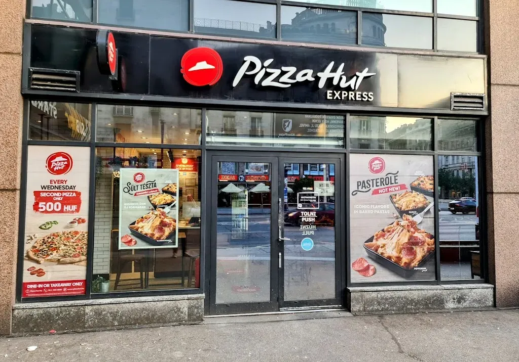 Pizza Hut Budapest Astoria