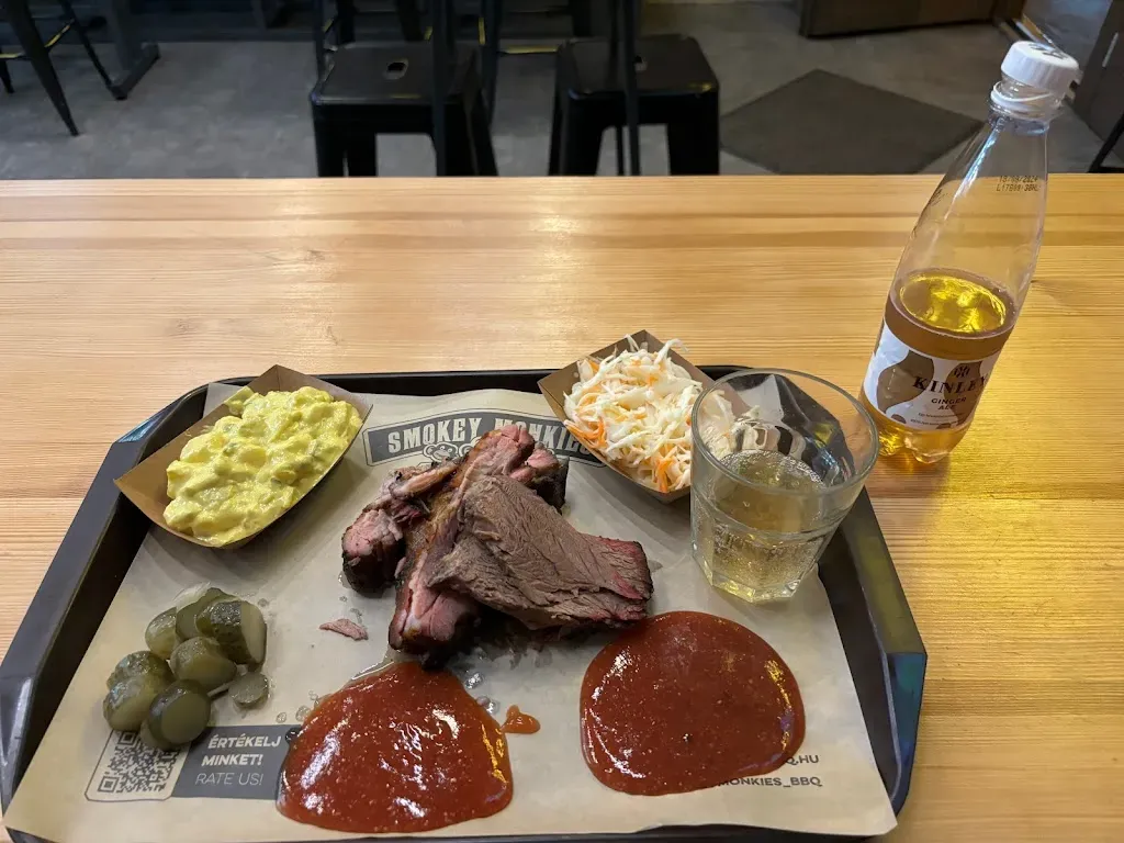 Smokey Monkies BBQ