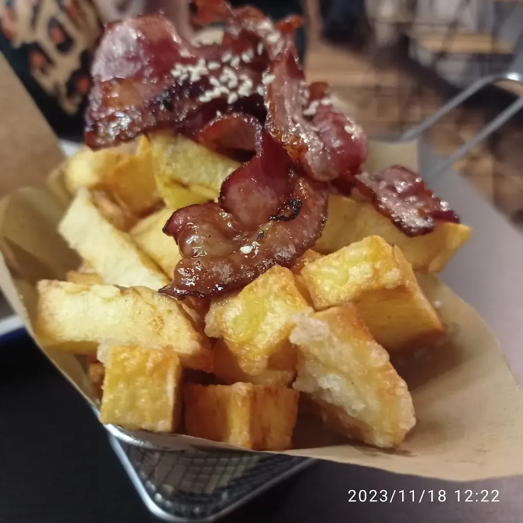 Banda Burger's LOKAL27