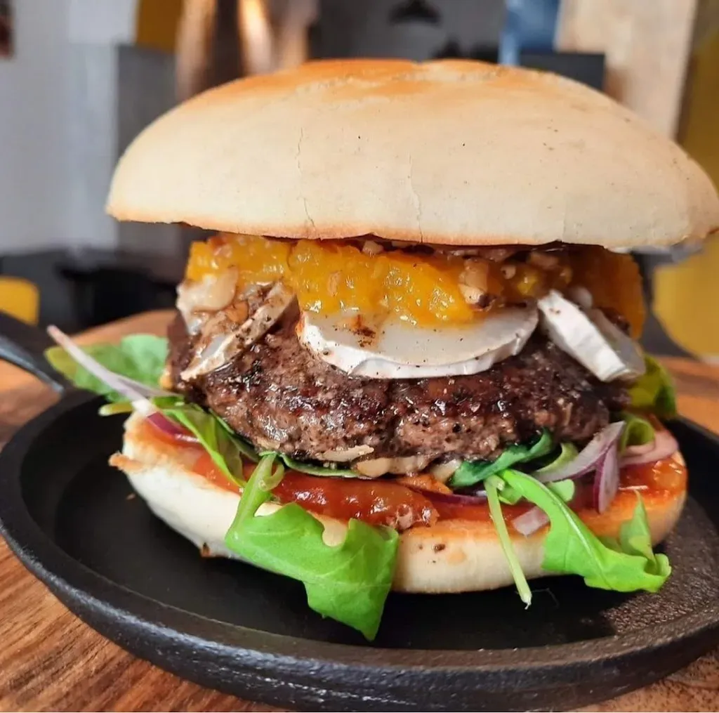 Banda Burger's LOKAL27