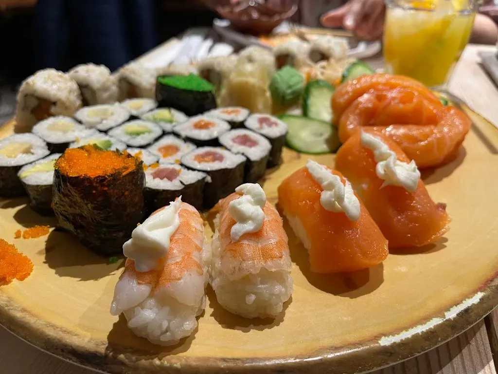 Buddha Original Thai Wok and Sushi Bar