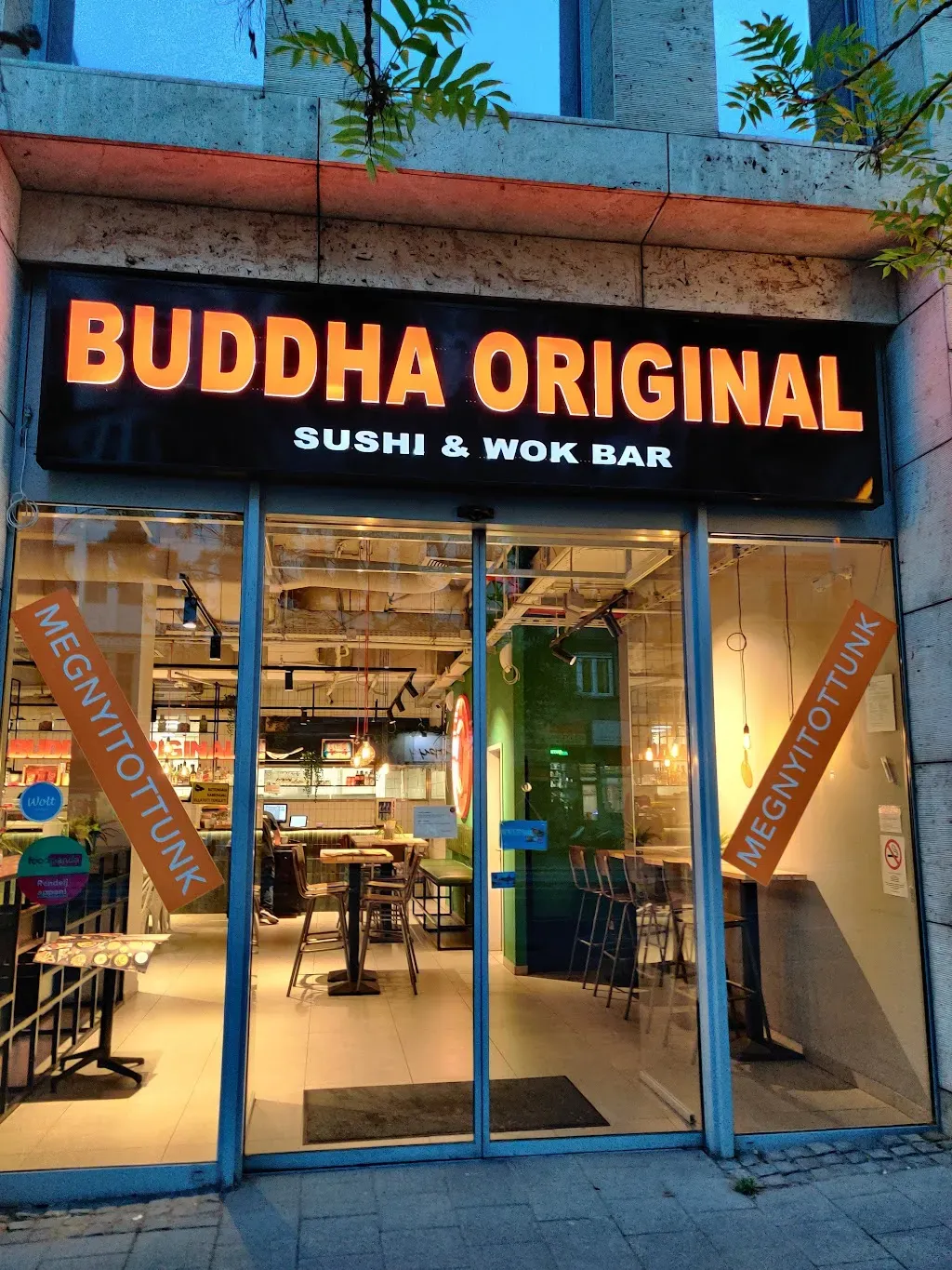 Buddha Original Thai Wok és Sushi Bár