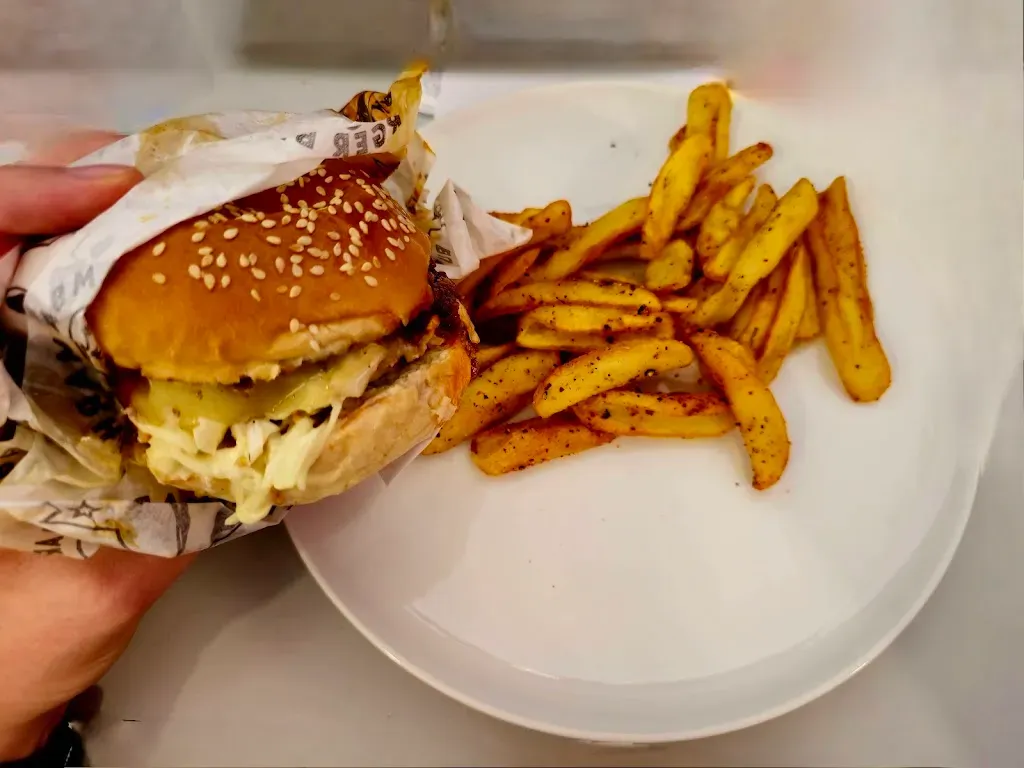 Bamba Marha Burger Bár #FERENCIEK