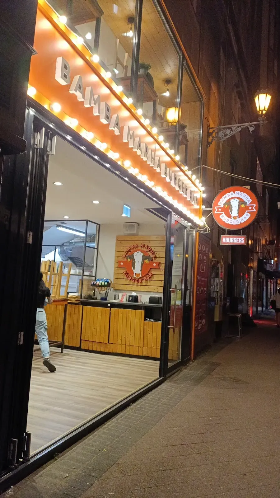 Bamba Marha Burger Bár #FERENCIEK