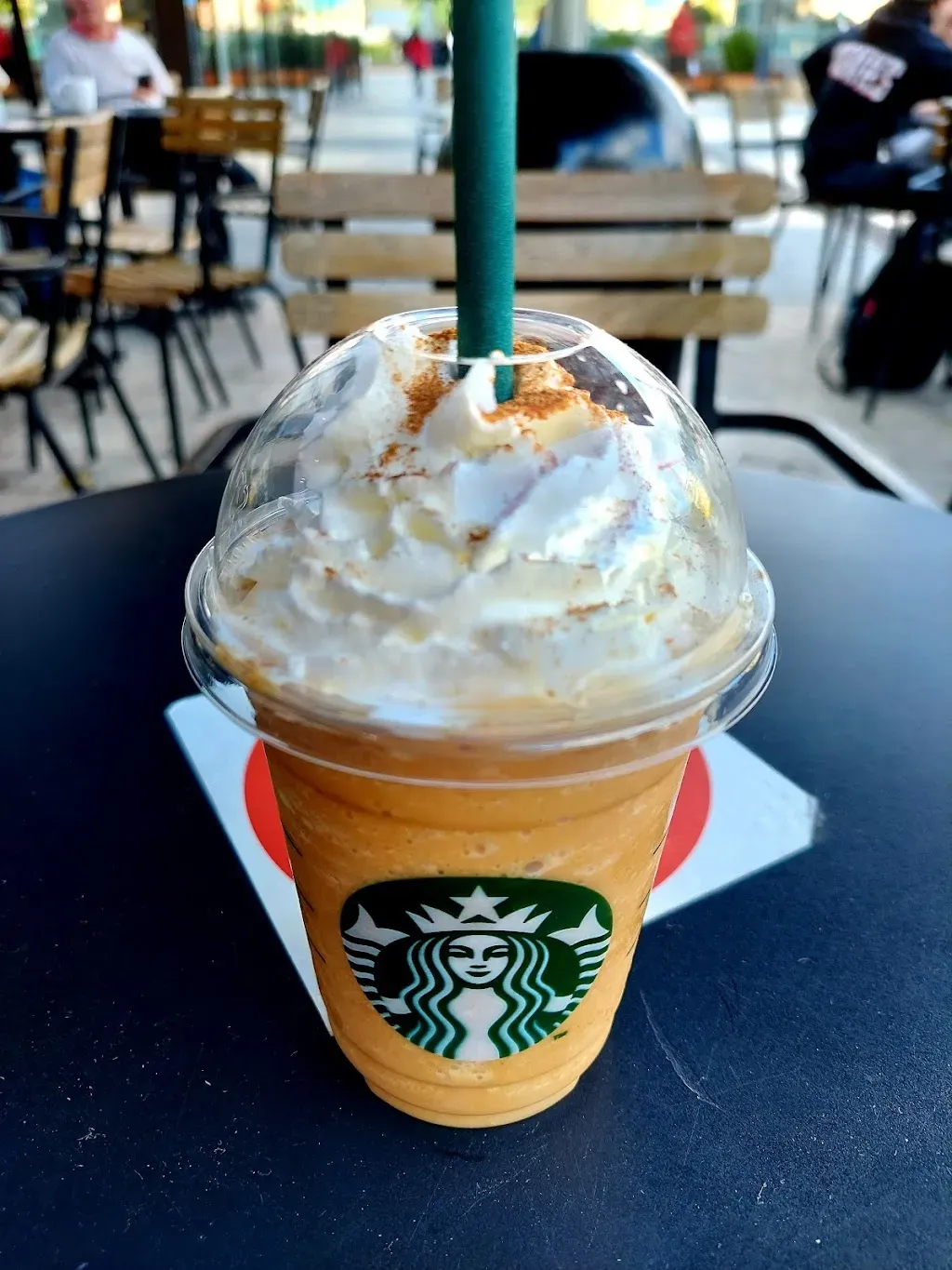Starbucks Nyugati