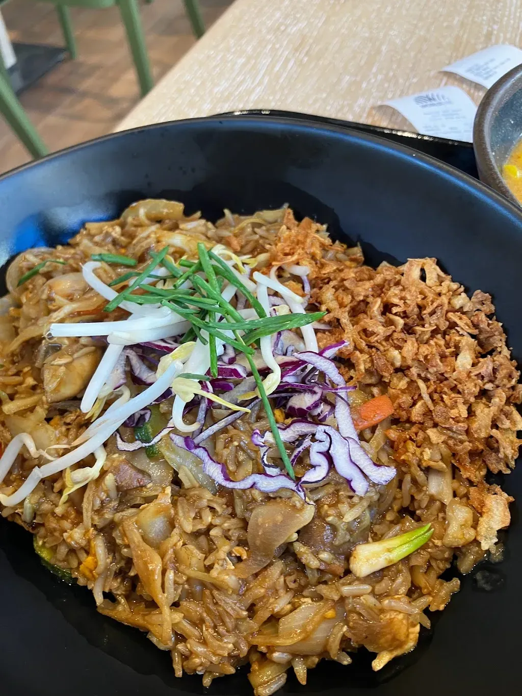 padthai wokbar MOM Sport