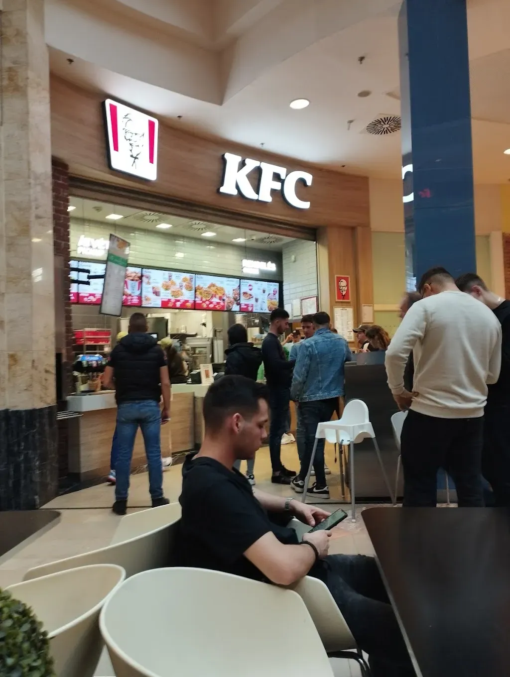 KFC Budapest Arena Mall