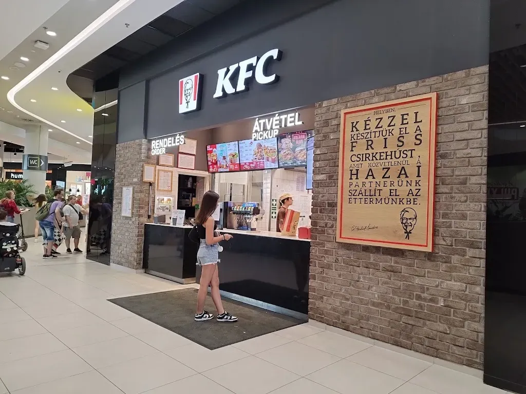 KFC Budapest ETELE Plaza