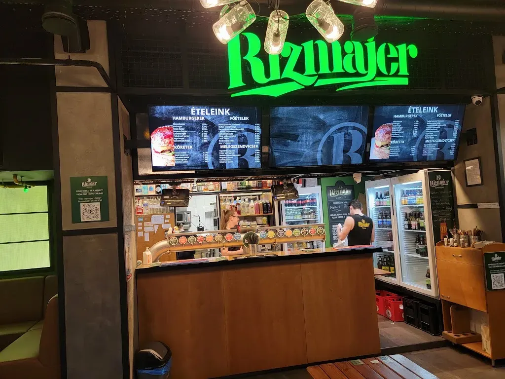 Rizmajer Sörház Móricz