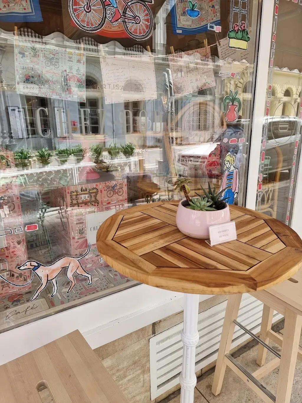 Chez Dodo Artisan Macarons & Café