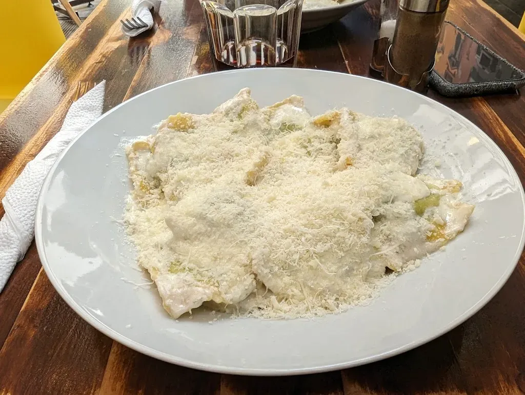 2 Spaghi - Fresh Pasta Bar