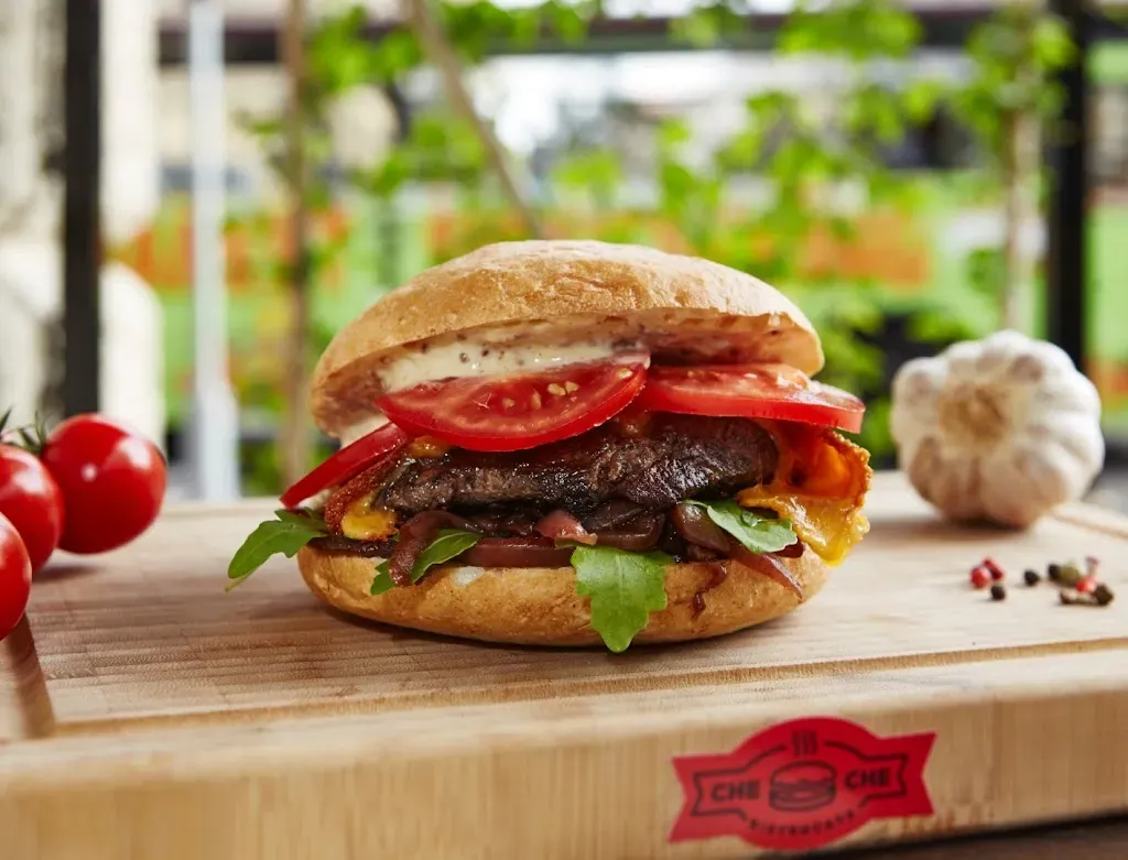 Che Che Burger