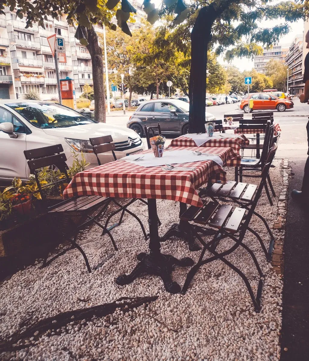 Róma Ételbár