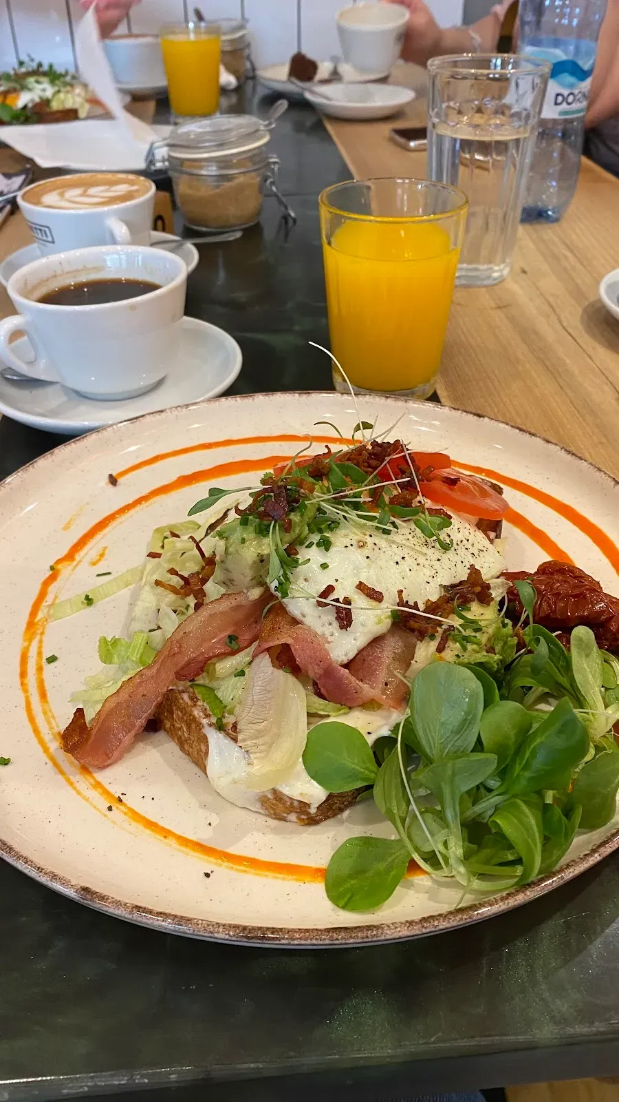 VINYL & WOOD - Brunch | Breakfast | Coffee | Budapest