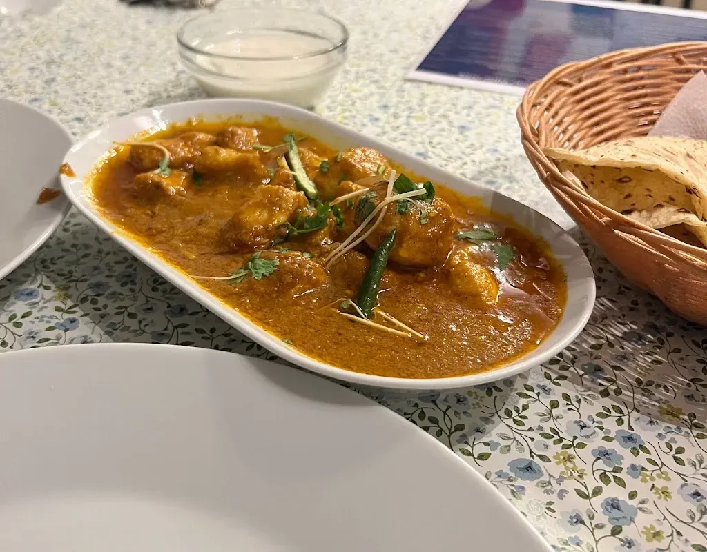AL NOOR ÉTTEREM(Halal meat) ( Pakisztáni és Indiai ízek)
