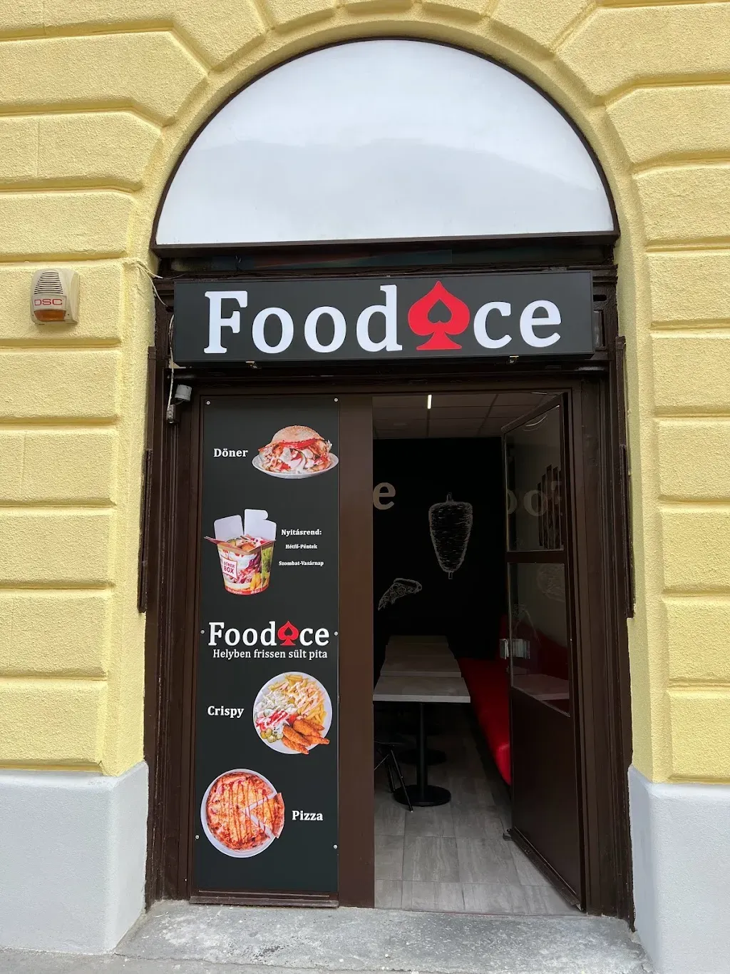 FoodAce Corvin Gyros & Pizza