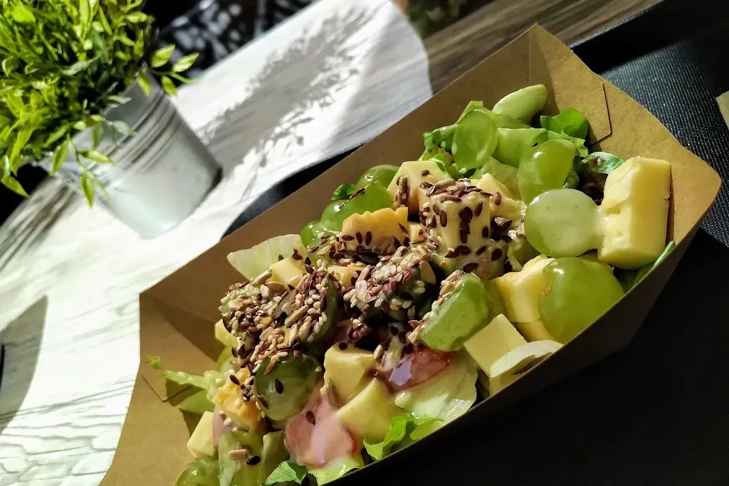 Foodie MinuteBistro