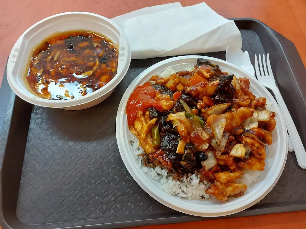 Kínai Büfé(中国快餐)