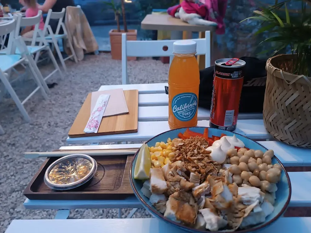 California Poké Bar Budapest