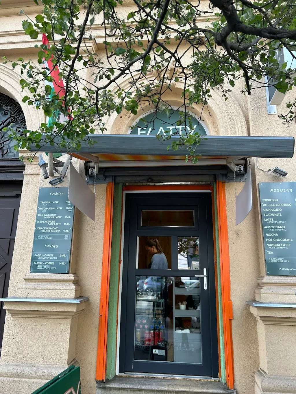 Flatty Coffee Shop