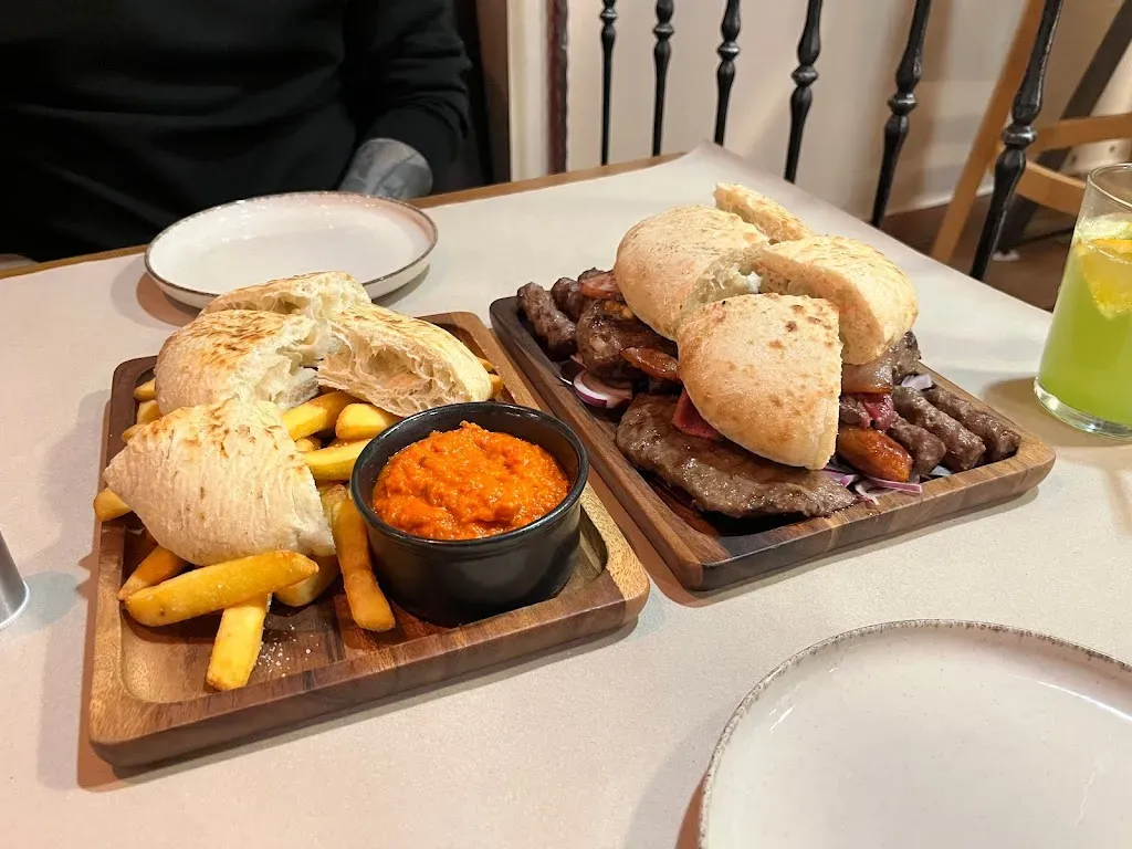 Unkija Bar&Grill