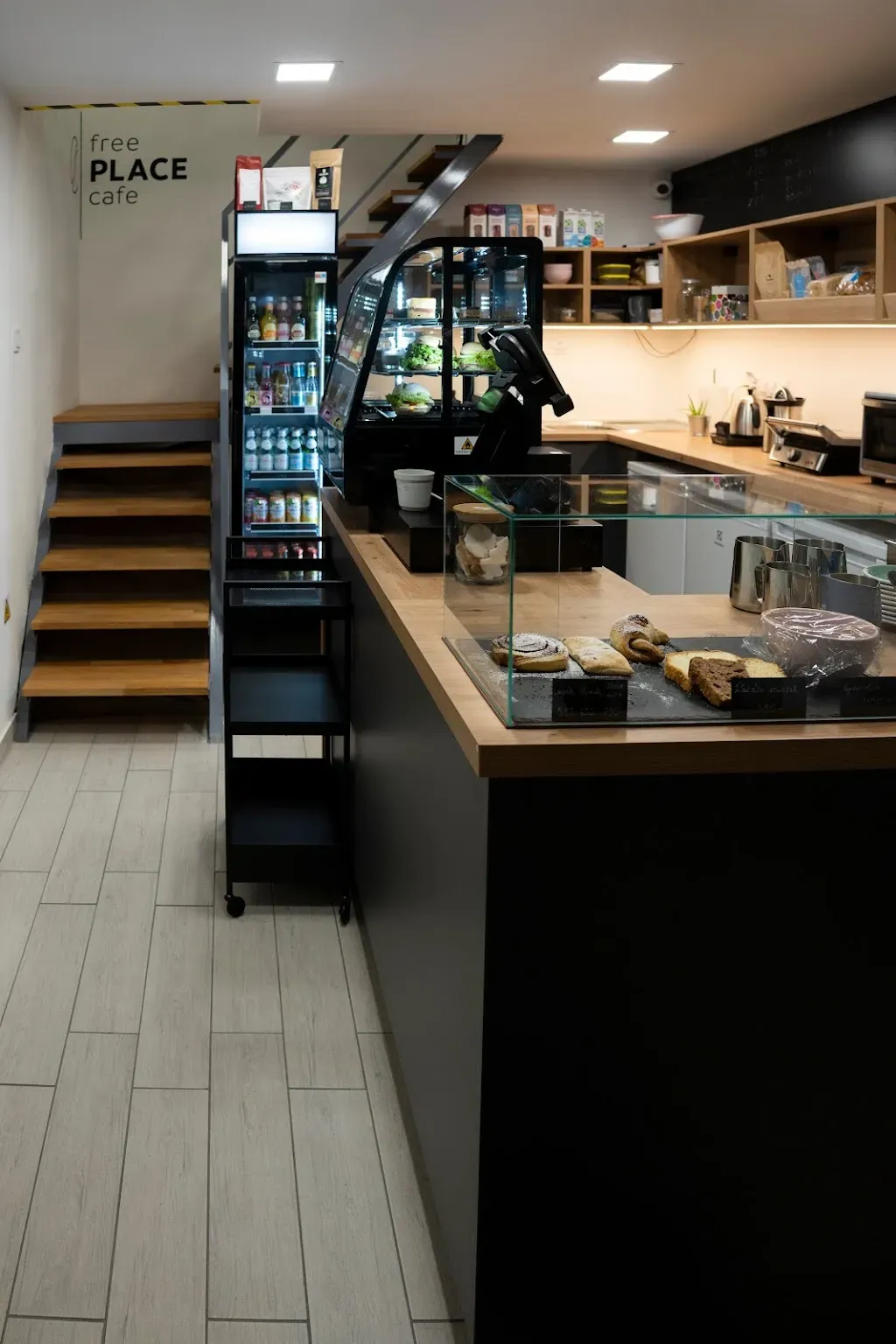 Free Place Cafe