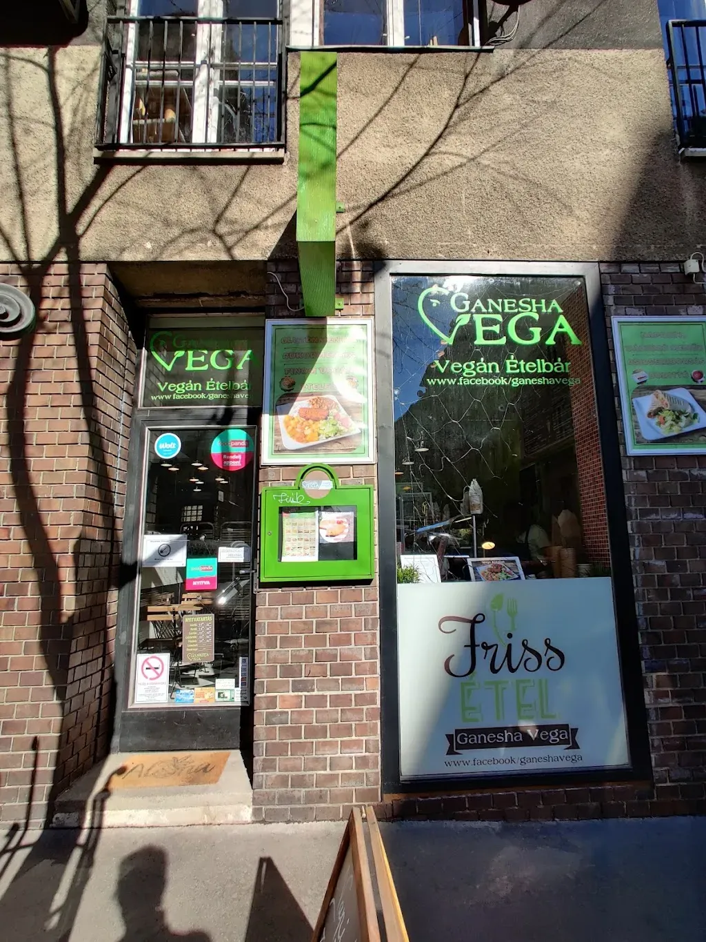 Ganesha Vega Ételbár