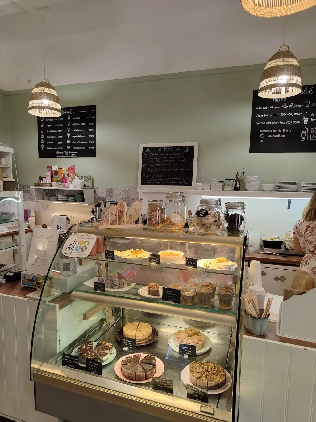 Szelence Café Health Food Restaurant