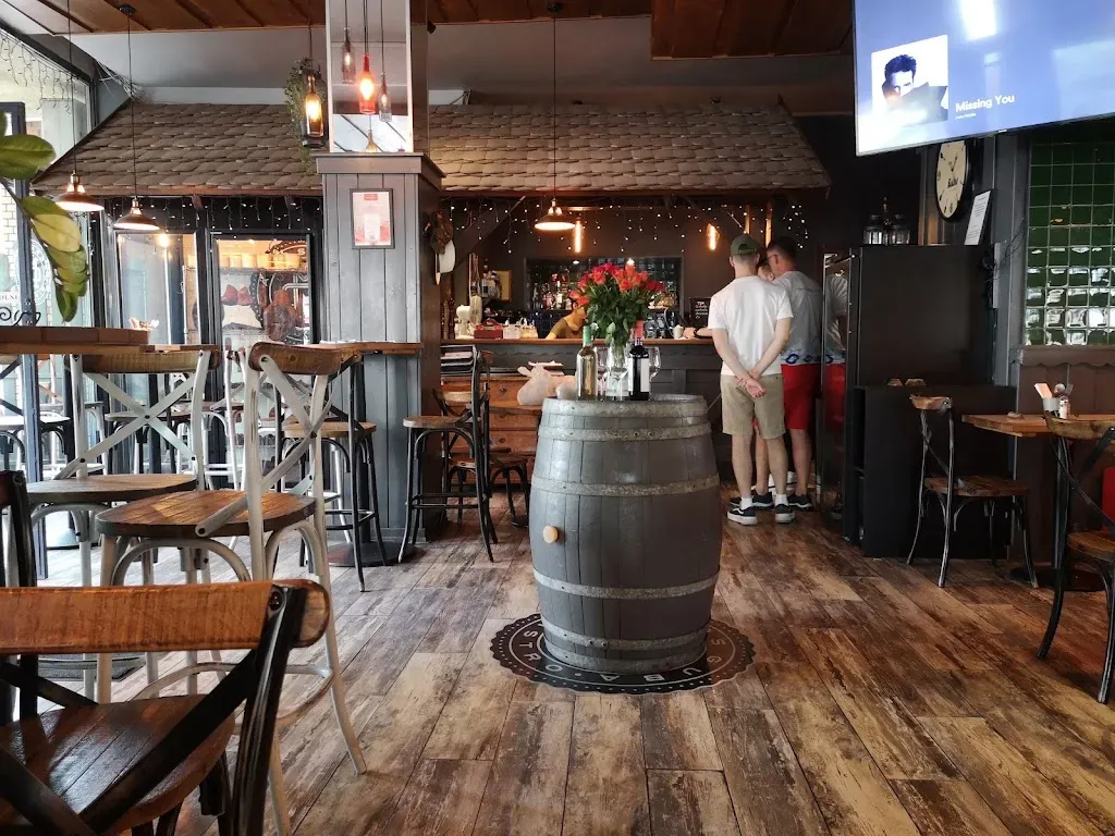 Mákos Guba Bistro