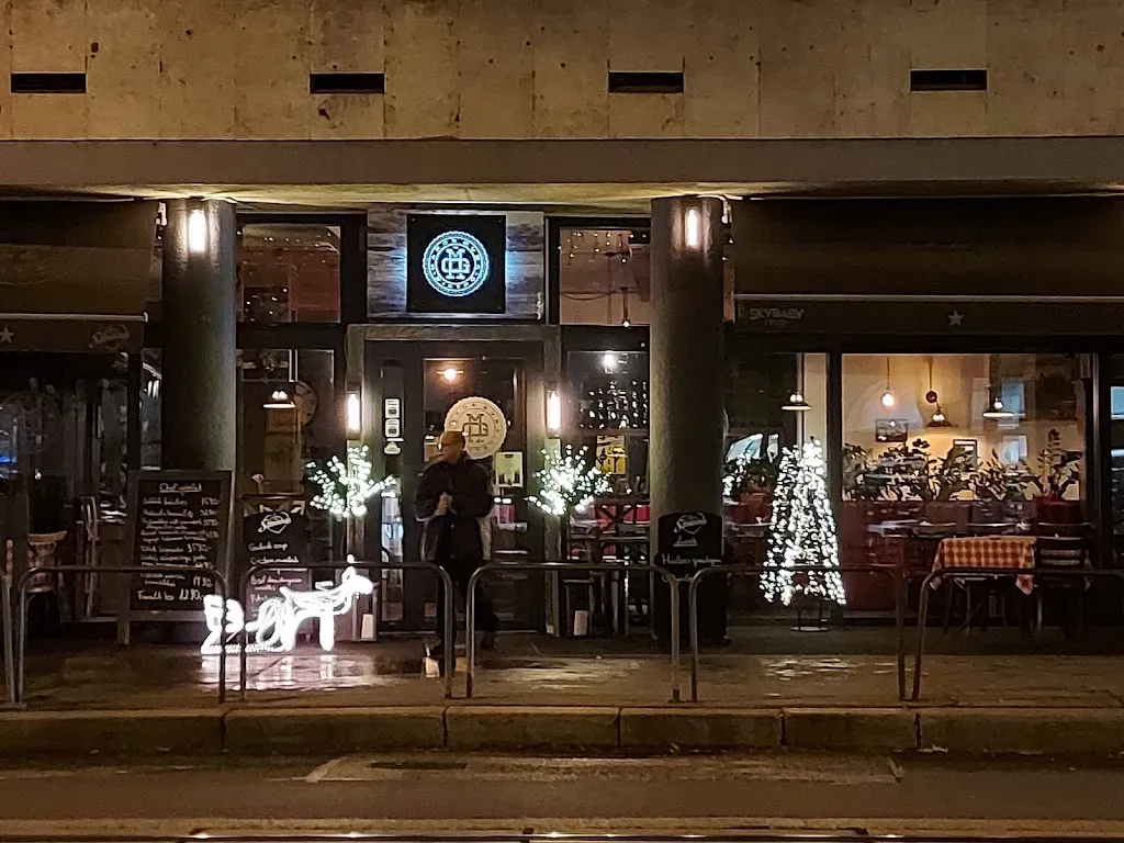 Mákos Guba Bistro