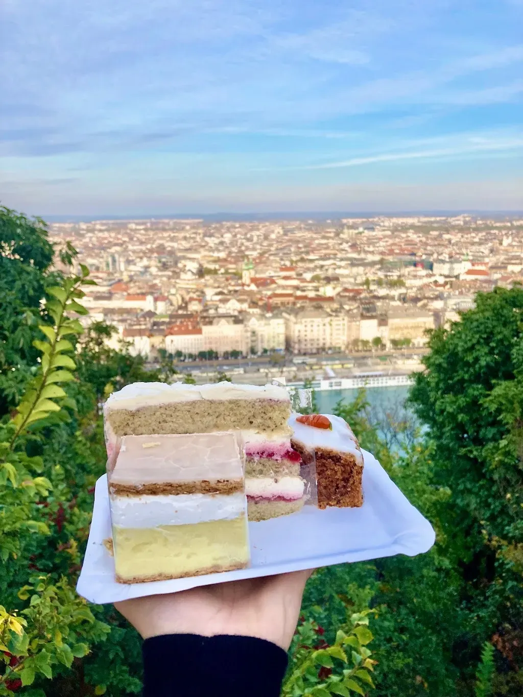 Napfényes Cukrászat - Vegán Ételek és Sütemények, Tejmentes Süti, Pékség, Cukrászda