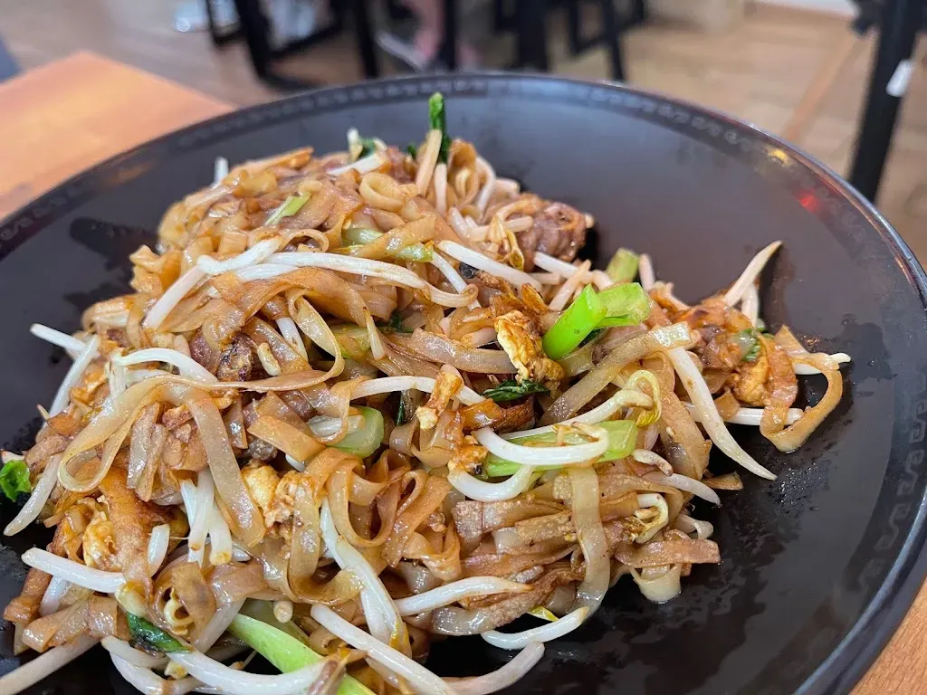 Long’s Asian food 龙记