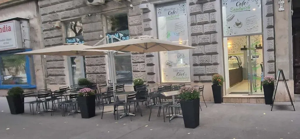 Több Mint Kávé és szendvics