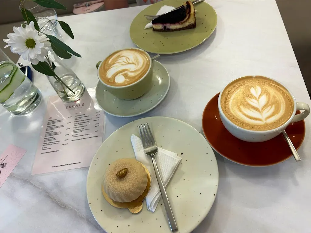 Escake Cake and Brunch