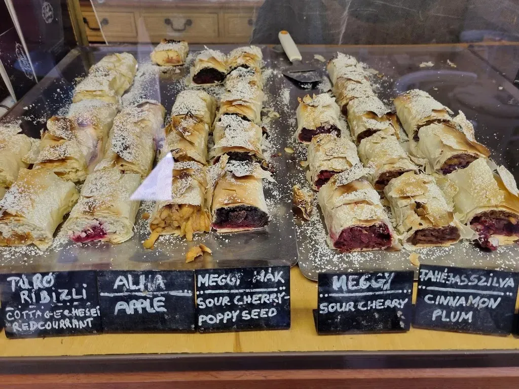 Strudel Hugó