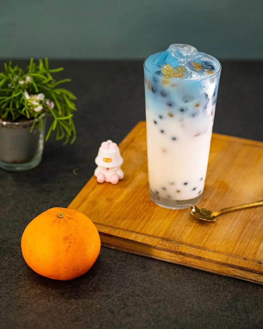 Tsuki Tea