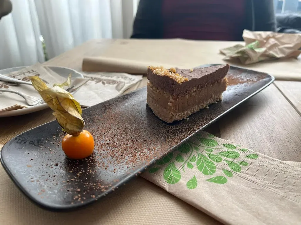 36 Bisztró