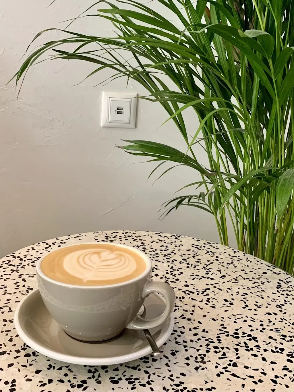 Nanu coffee and stuff - specialty kávézó