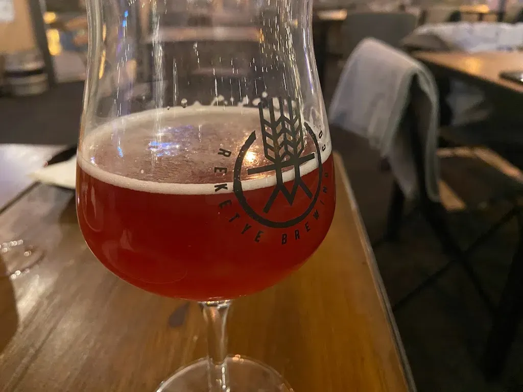 Jónás Craft Beer & Food