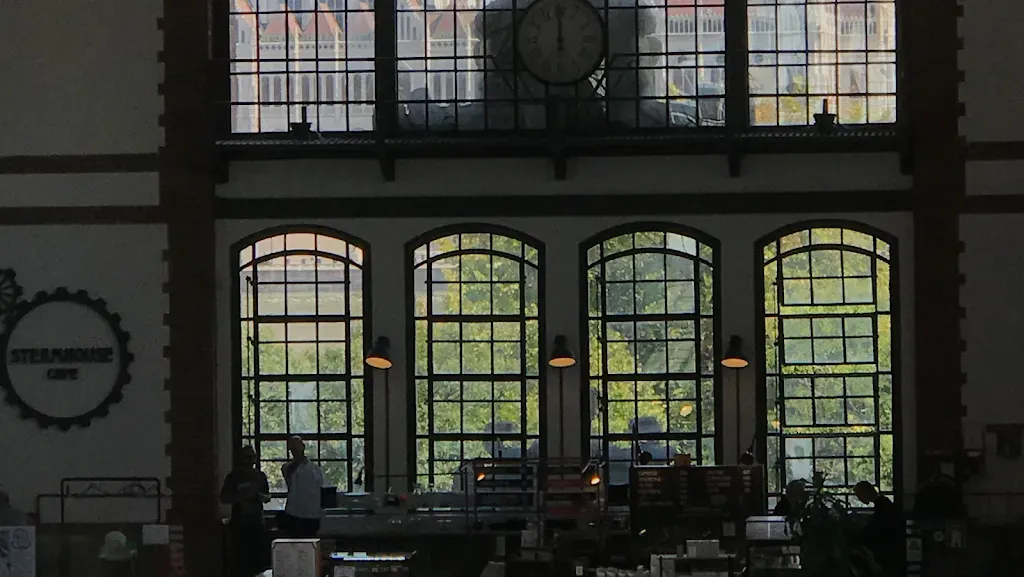 Steamhouse Cafe