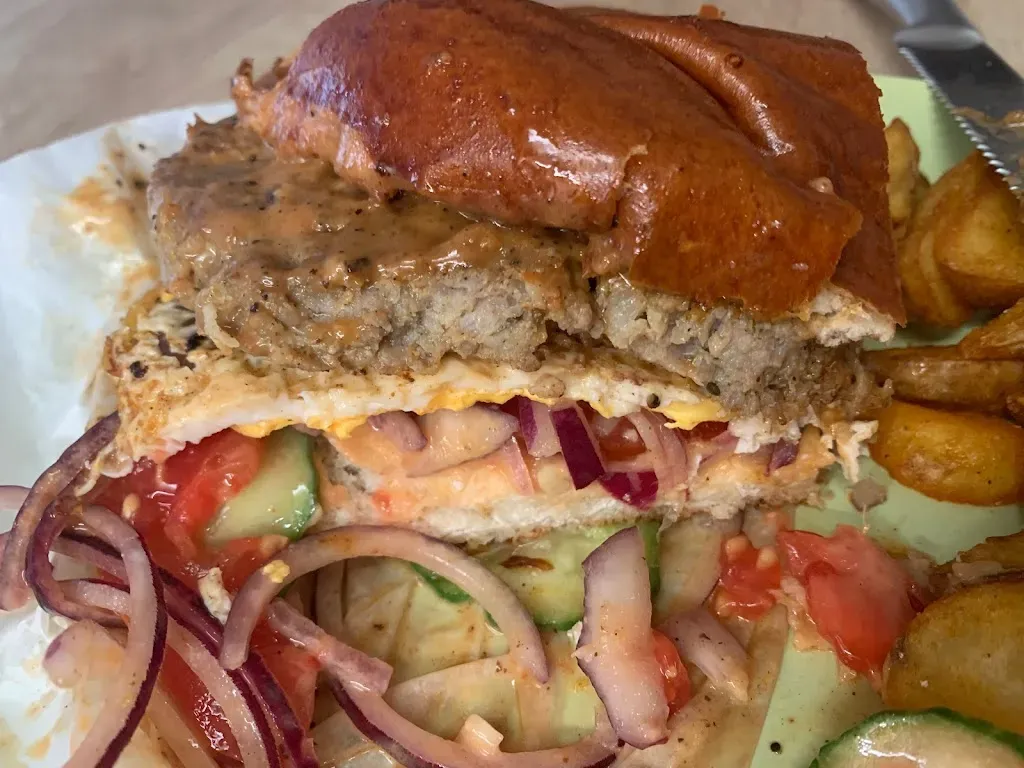 Ray Ba HAMBURGER
