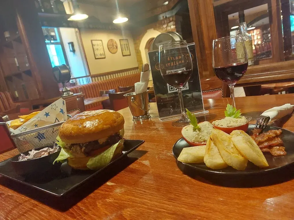 Clock Pub