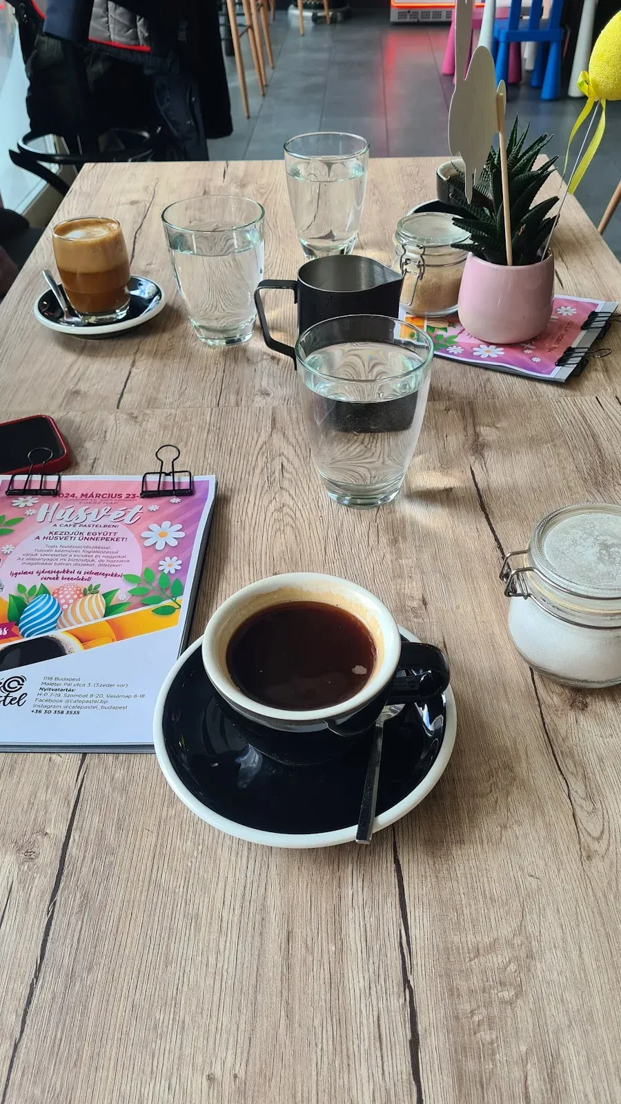 Café Pastel