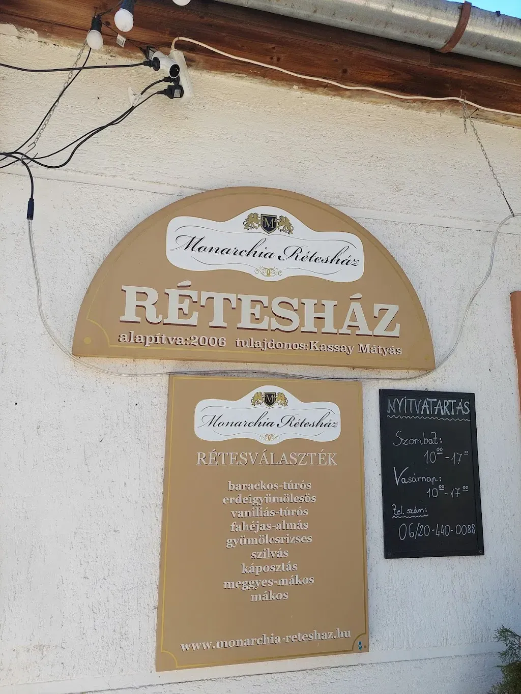 Monarchia Rétesház