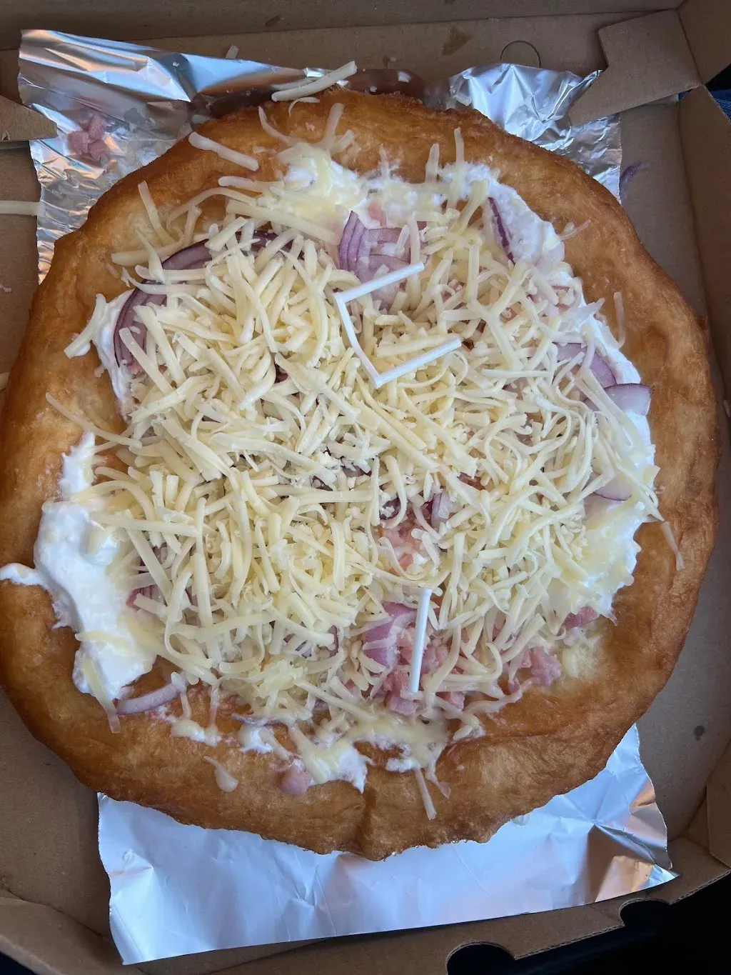 Betyáros Lángos