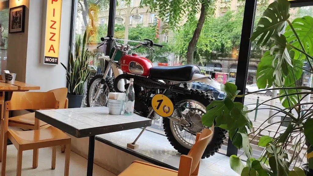 Moto Pizza Rákóczi