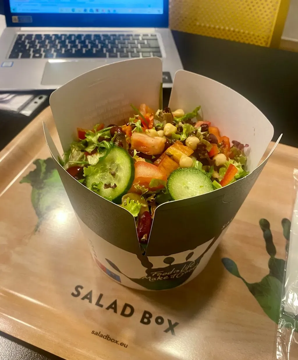 Salad Box Corvin Plaza