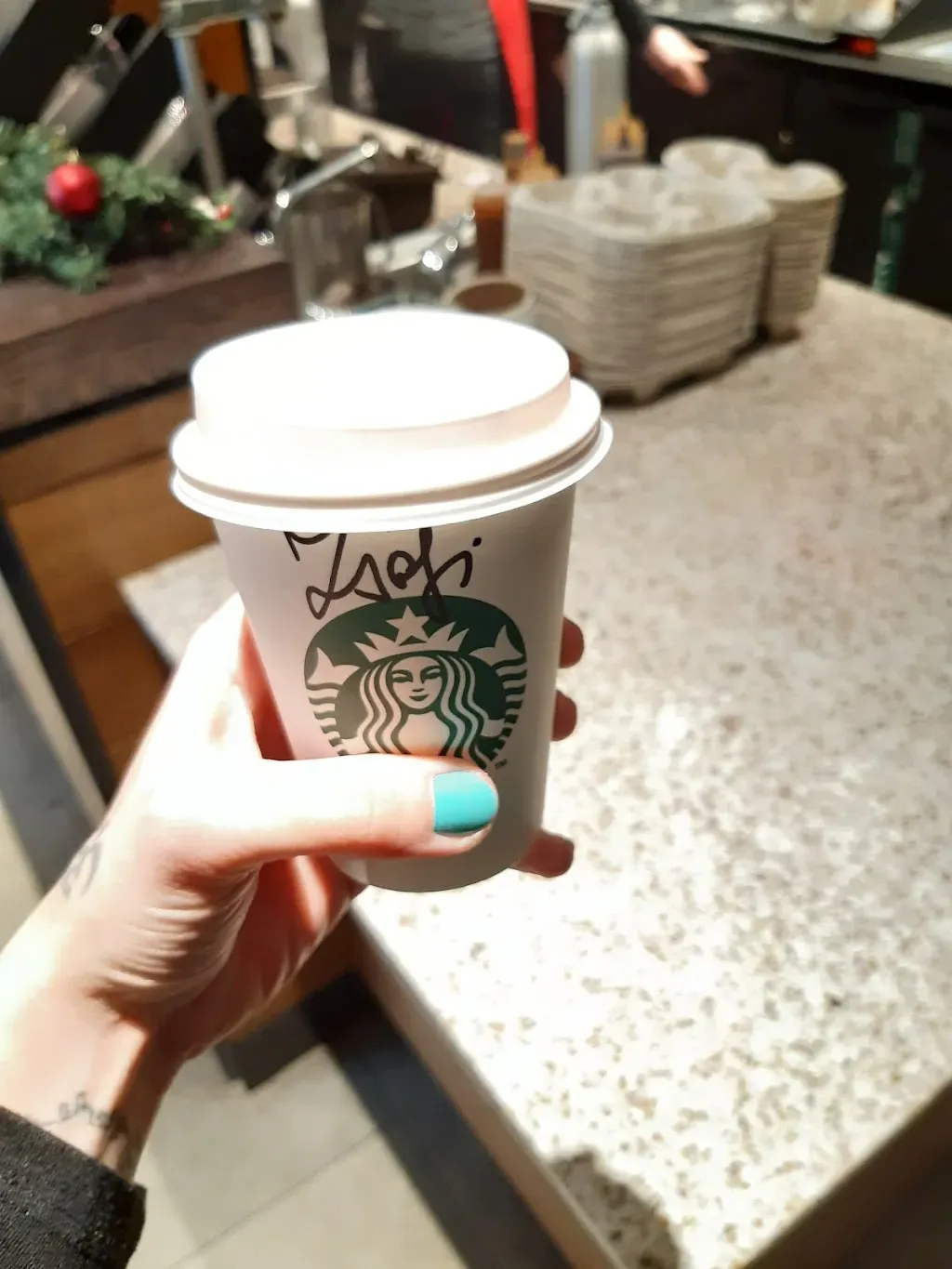 Starbucks Keleti