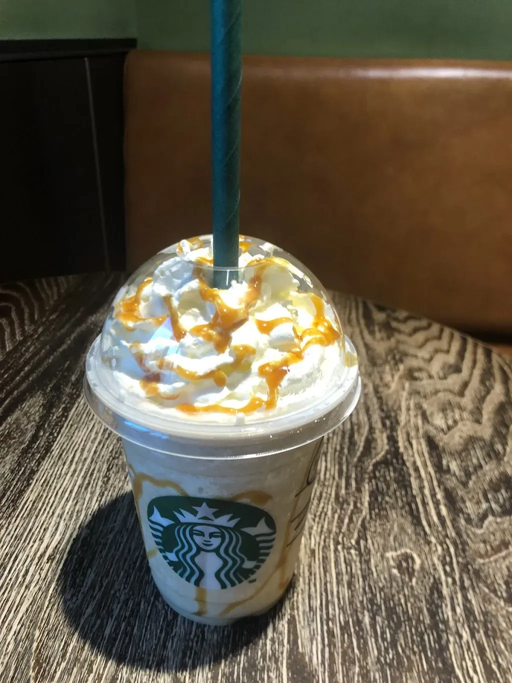 Starbucks Keleti